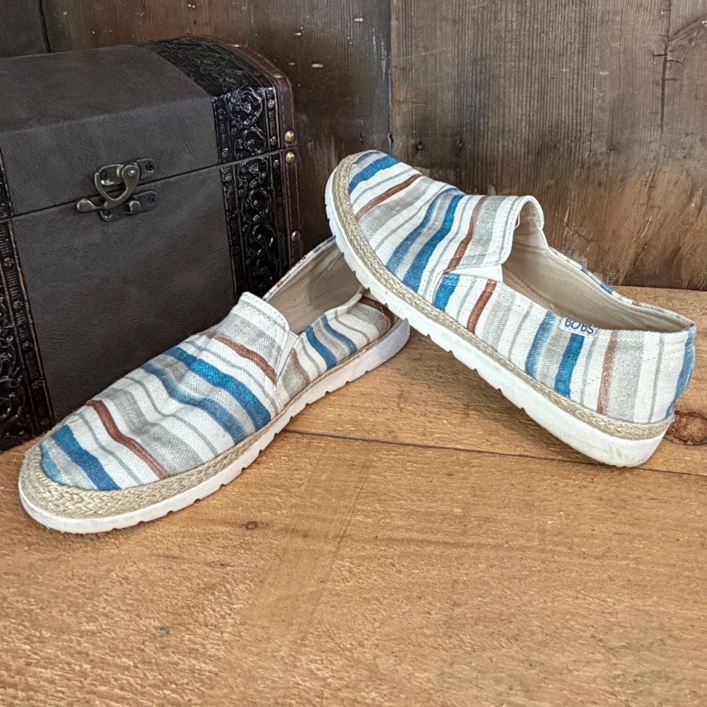 Bobs from Skechers Womens 9 Striped Canvas Espadrille Slip On Shoes
